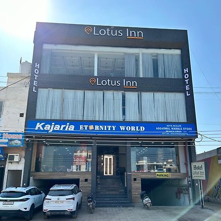 Hotel Lotus Inn Sirsa Esterno foto